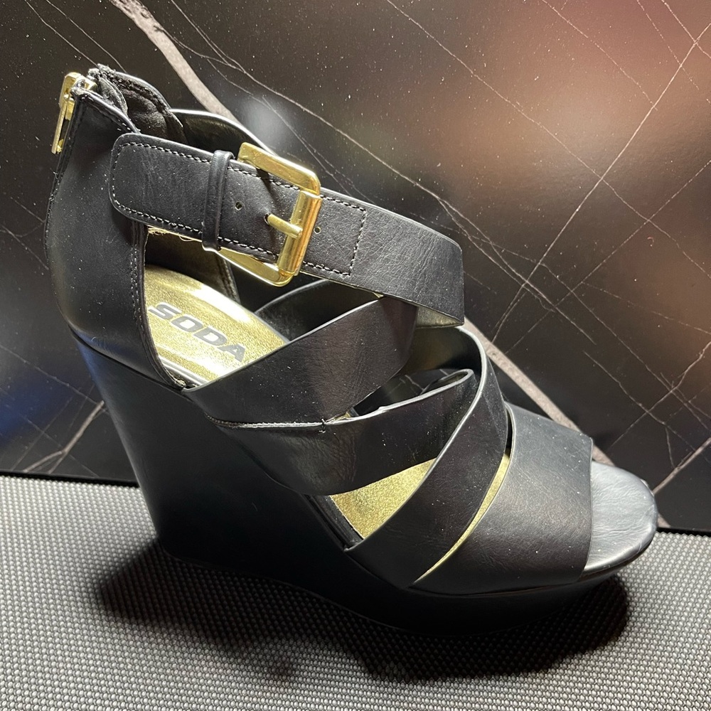 Womens black SODA wedges
